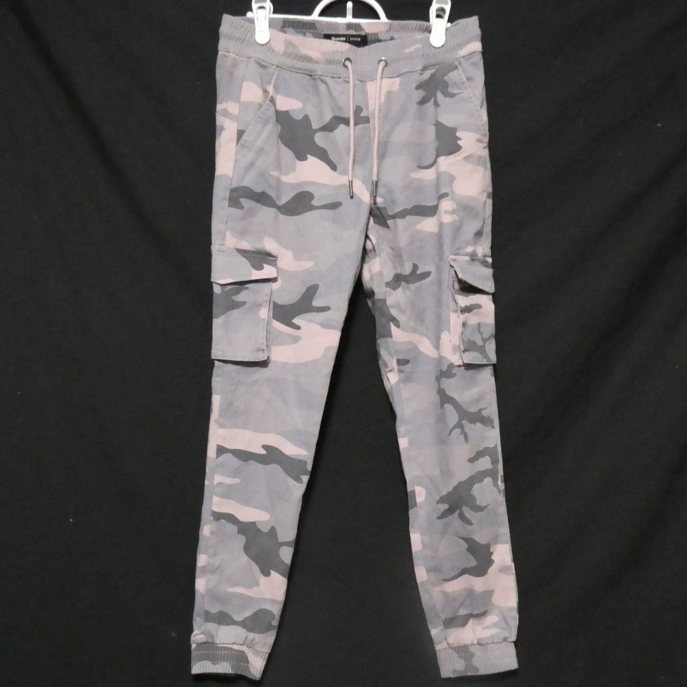 BLUENOTES Denim size small camo / camoflauge cargo joggers, BNWOT